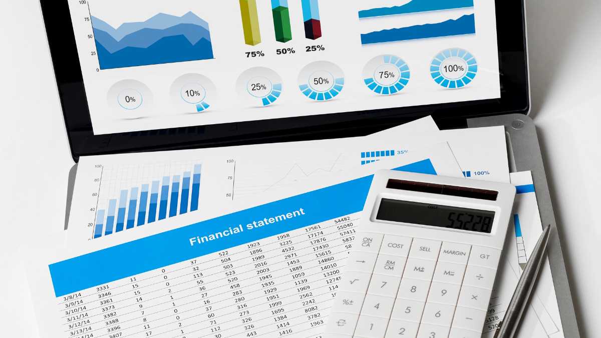 Digital financial analysis display with charts and calculators