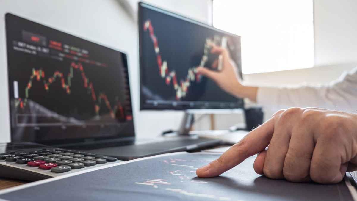 What is a trading indicator and how it helps you as a trader