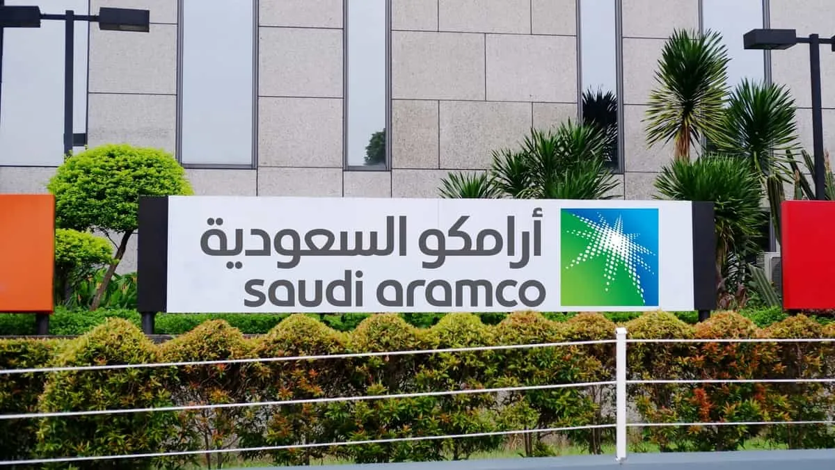 aramco_signboard_width_1200_format_JPEG.jpg