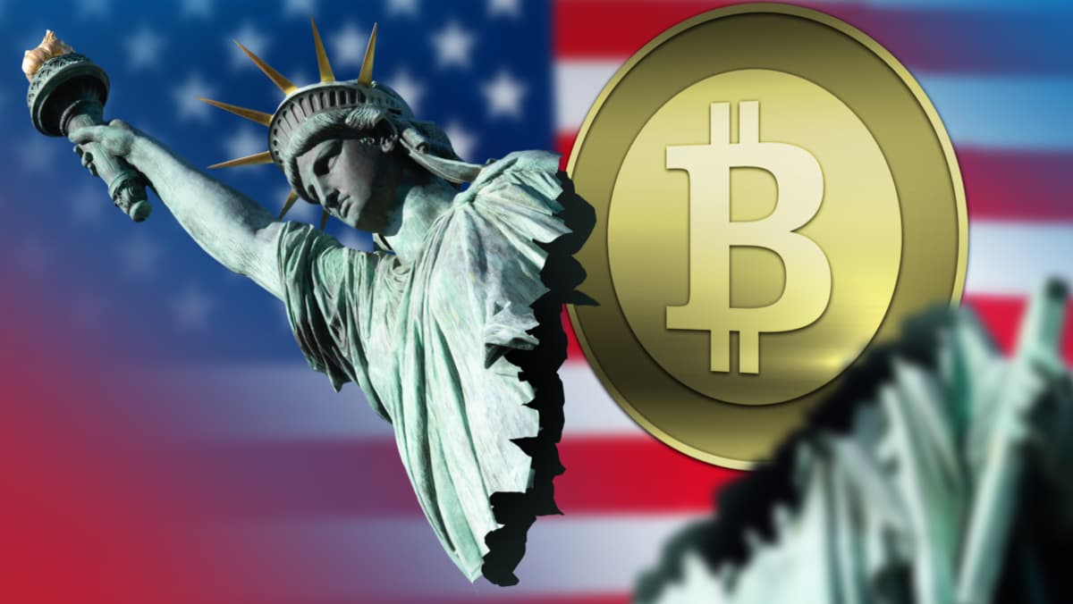 bitcoin symbol and Statue of Liberty