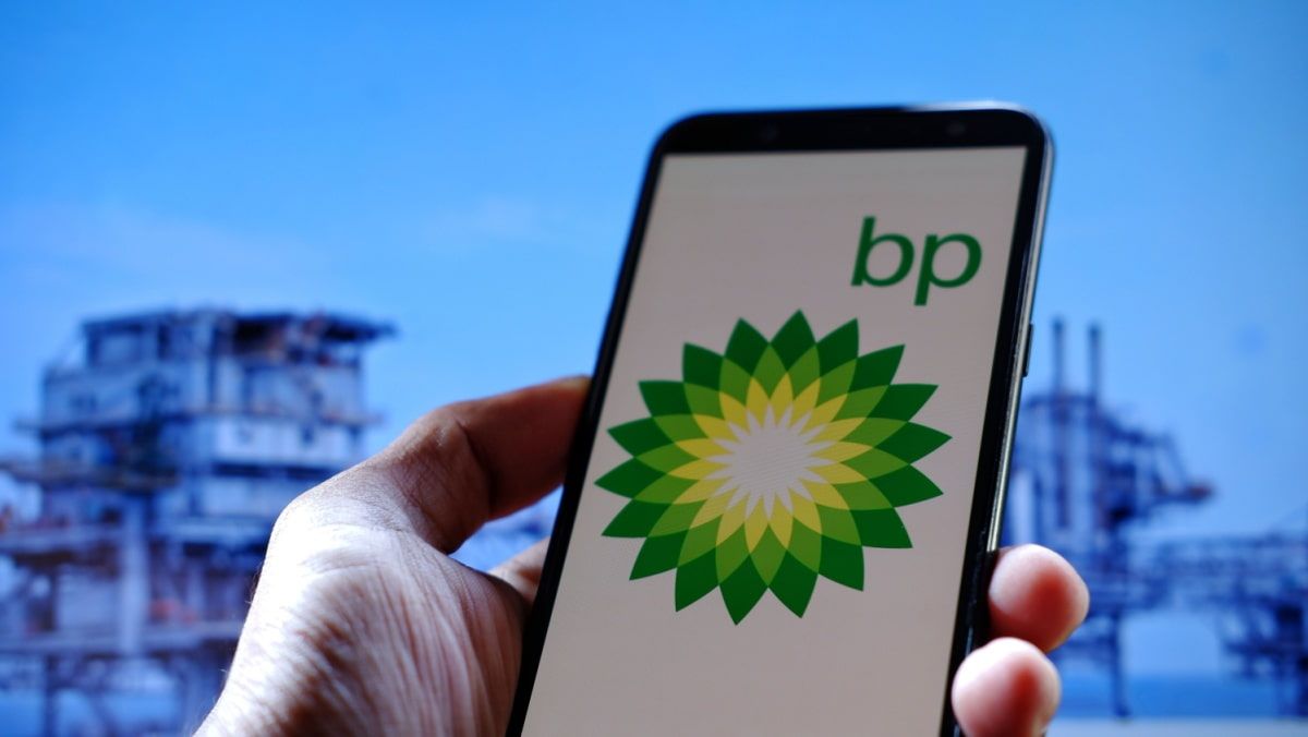 BP shares dip ahead of Powell Congress testimony