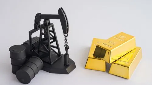 Oil steady, gold bearish trend