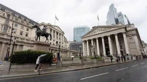 Bank of England policymakers suggest BoE may not cut rates in August